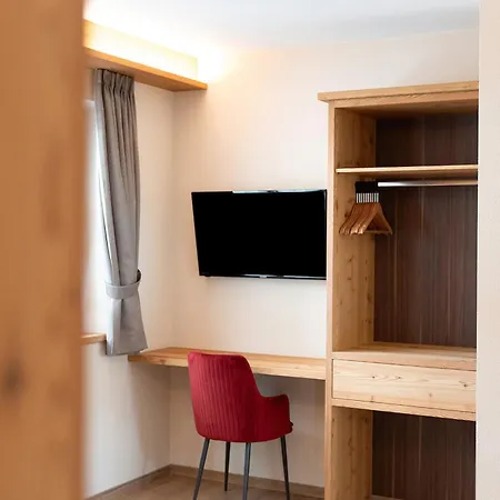 木屋 Pra